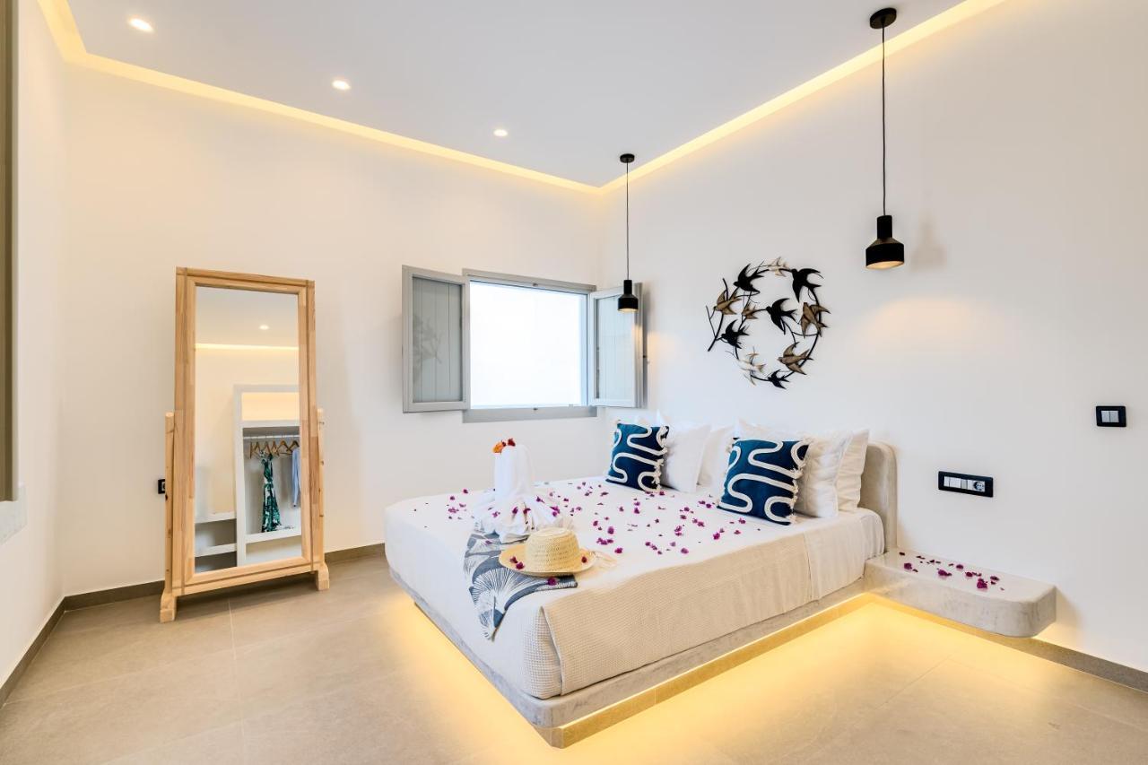 Tiara Suites Santorini Fira  Eksteriør billede